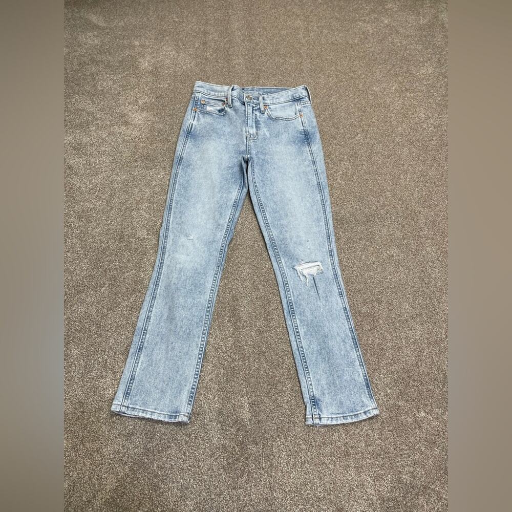 relaxed casual Gap vintage slim mid rise light wash distress jeans sz 2/26r